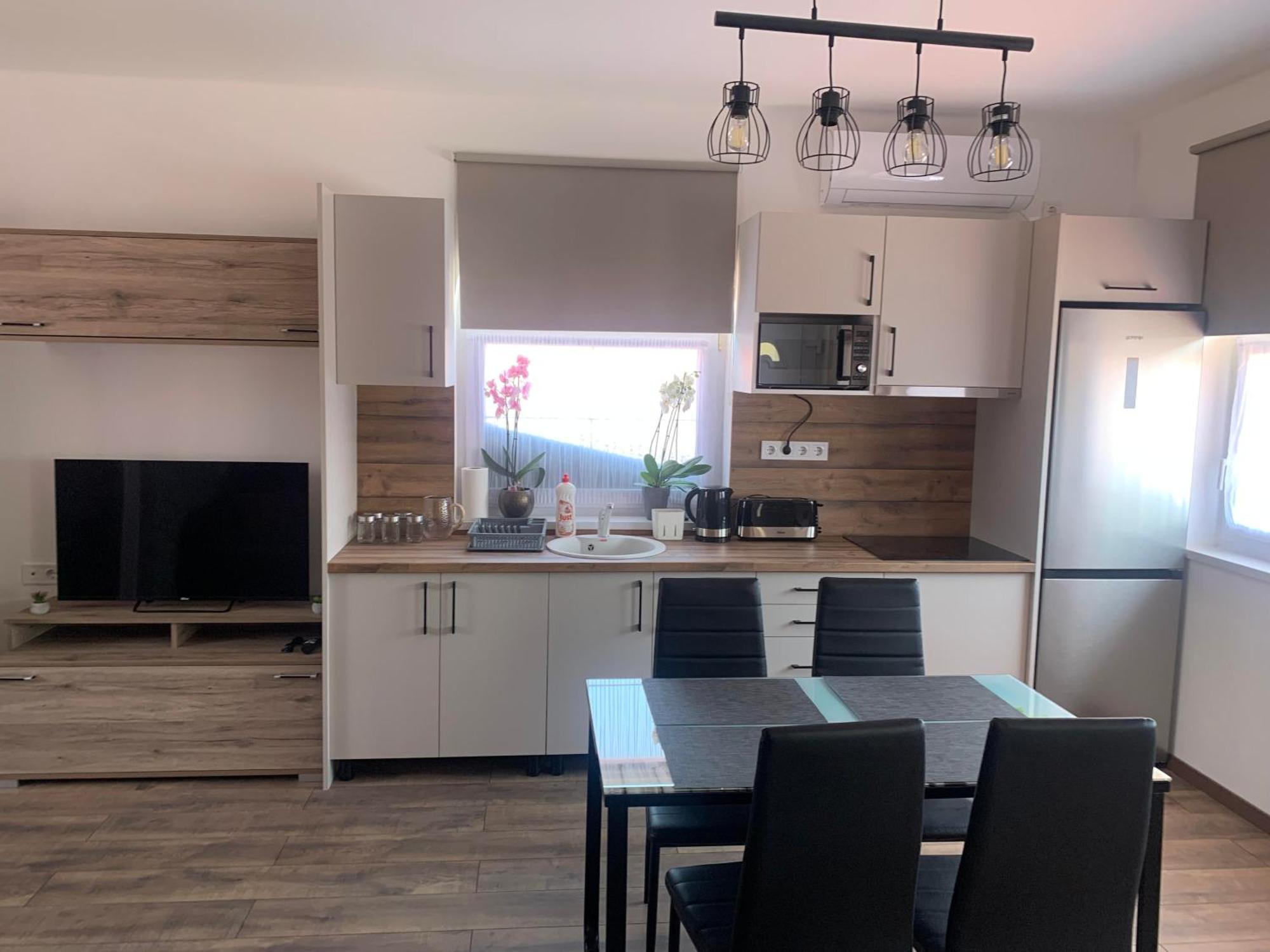 Agora Apartman Hajdúszoboszló Esterno foto