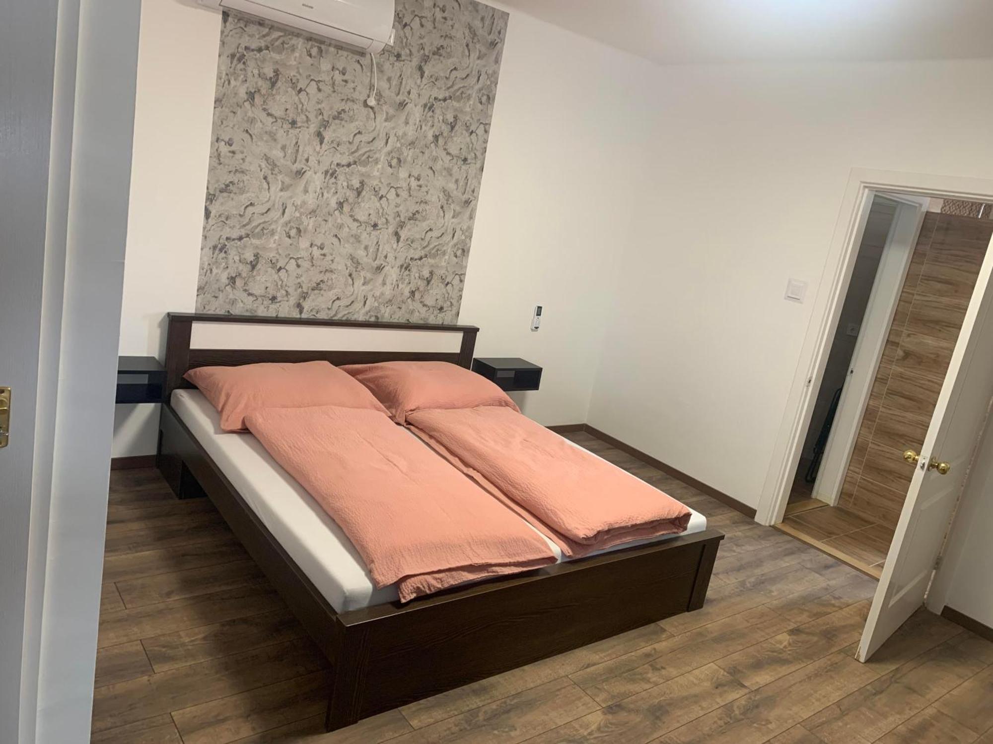 Agora Apartman Hajdúszoboszló Esterno foto